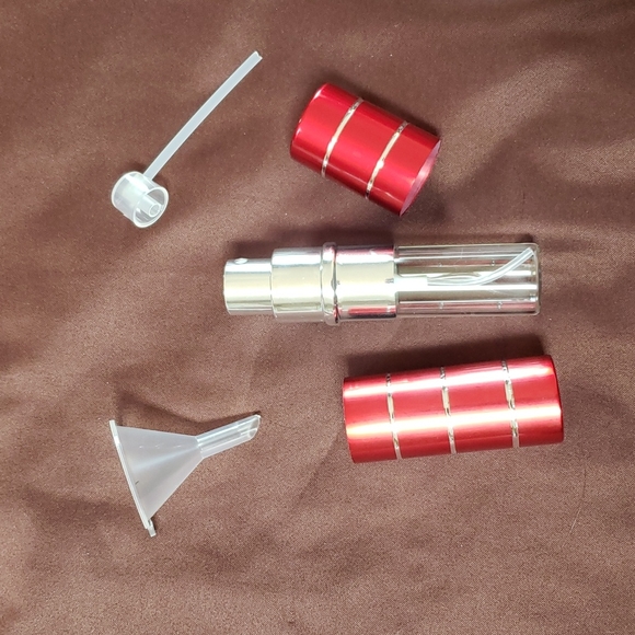 🦋4 for $20, or as marked. NWOT- Refillable Atomizer w/Funnel & Fill Pump Nozzle - Picture 5 of 5